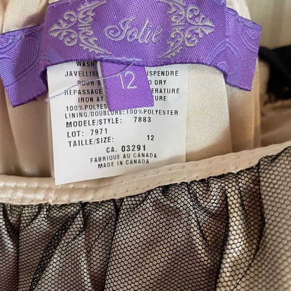 Formal dress - cream with black lace details - Picture 2 of 4